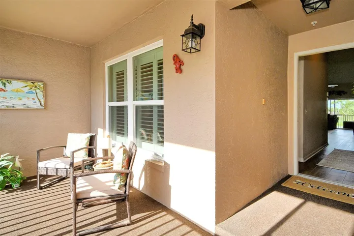 Front Lanai