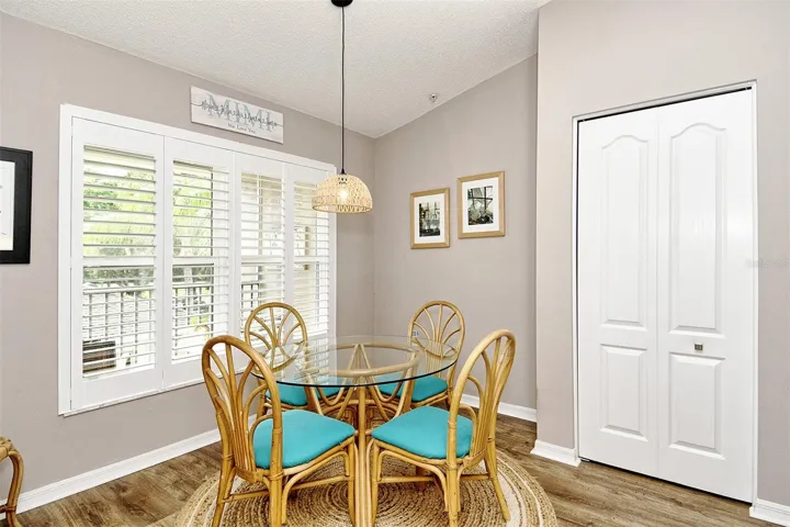 Breakfast Nook