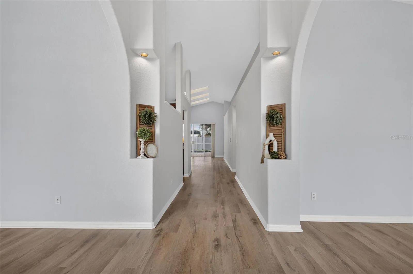 Vacant foyer