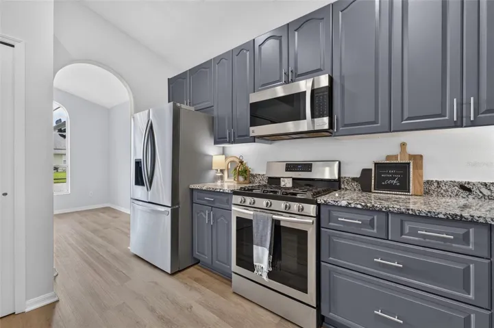 Vacant kitchen