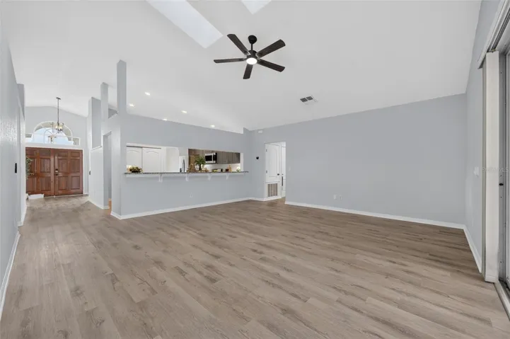 Vacant family room