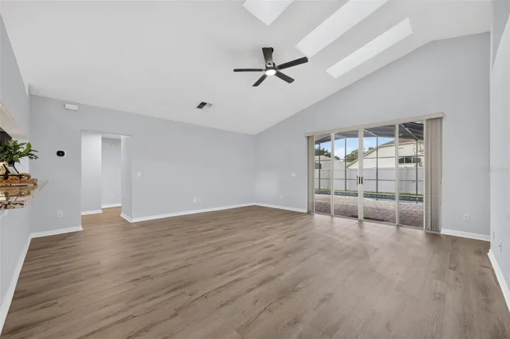 Vacant family room
