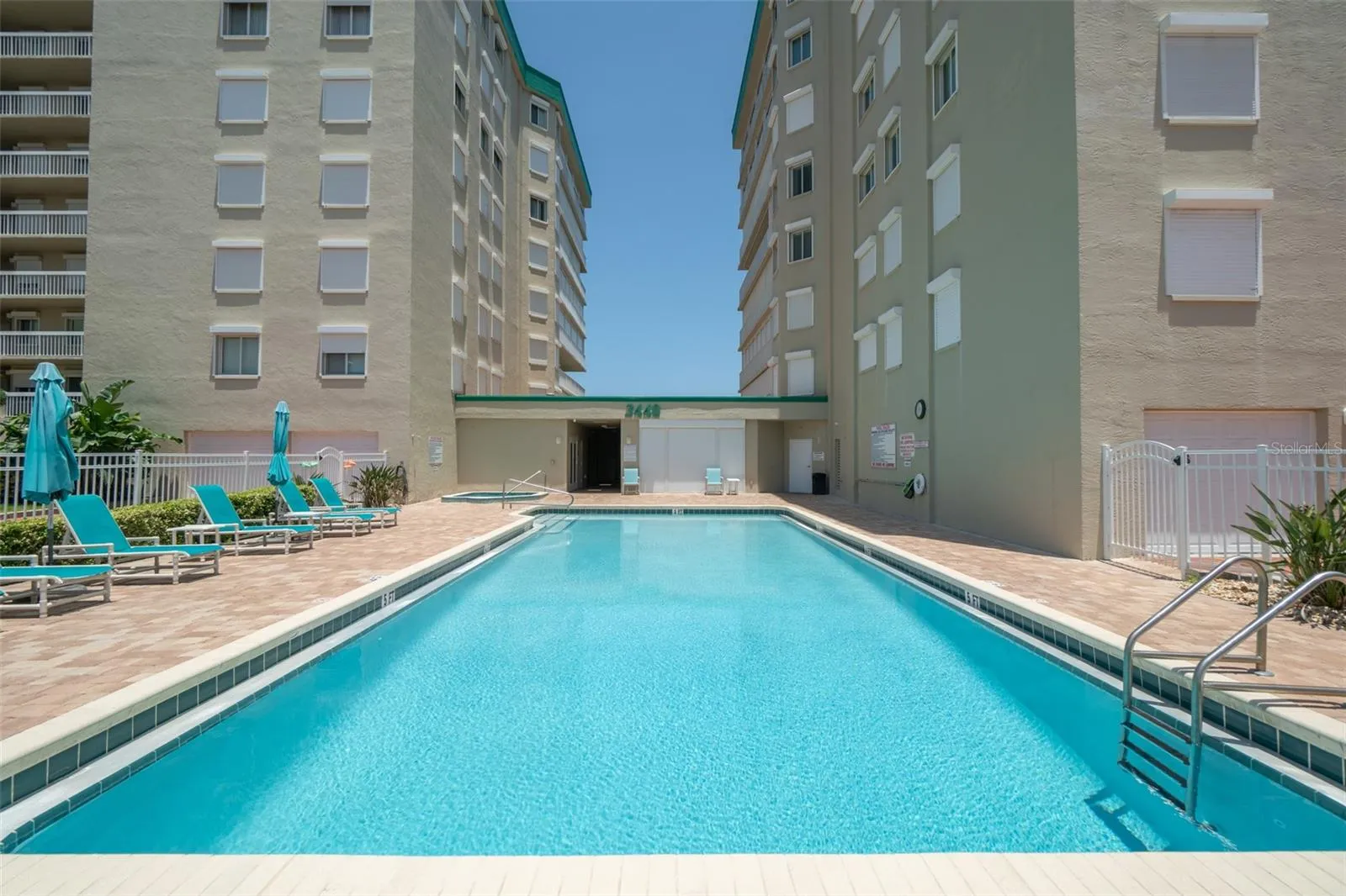 Sparkling Pool