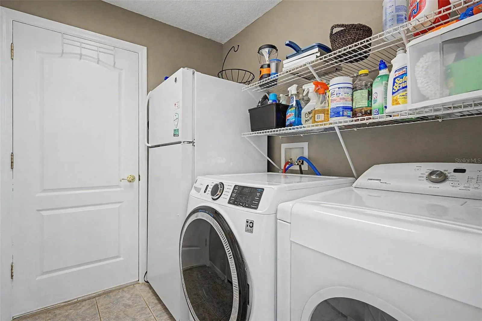 Walk in laundry room