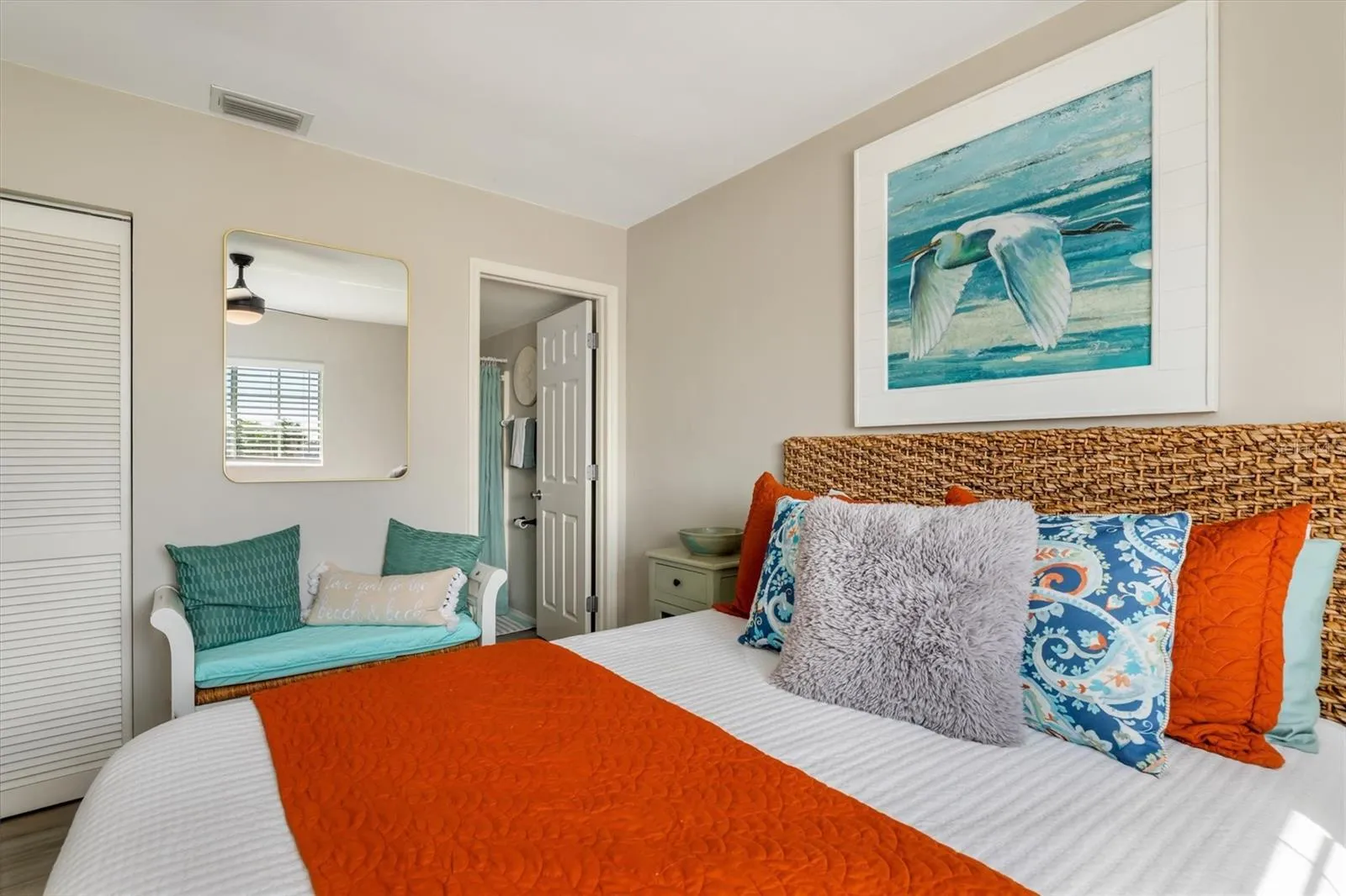 PERFECT COLOR PALATE WITH WALK-IN CLOSET WITH STORAGE