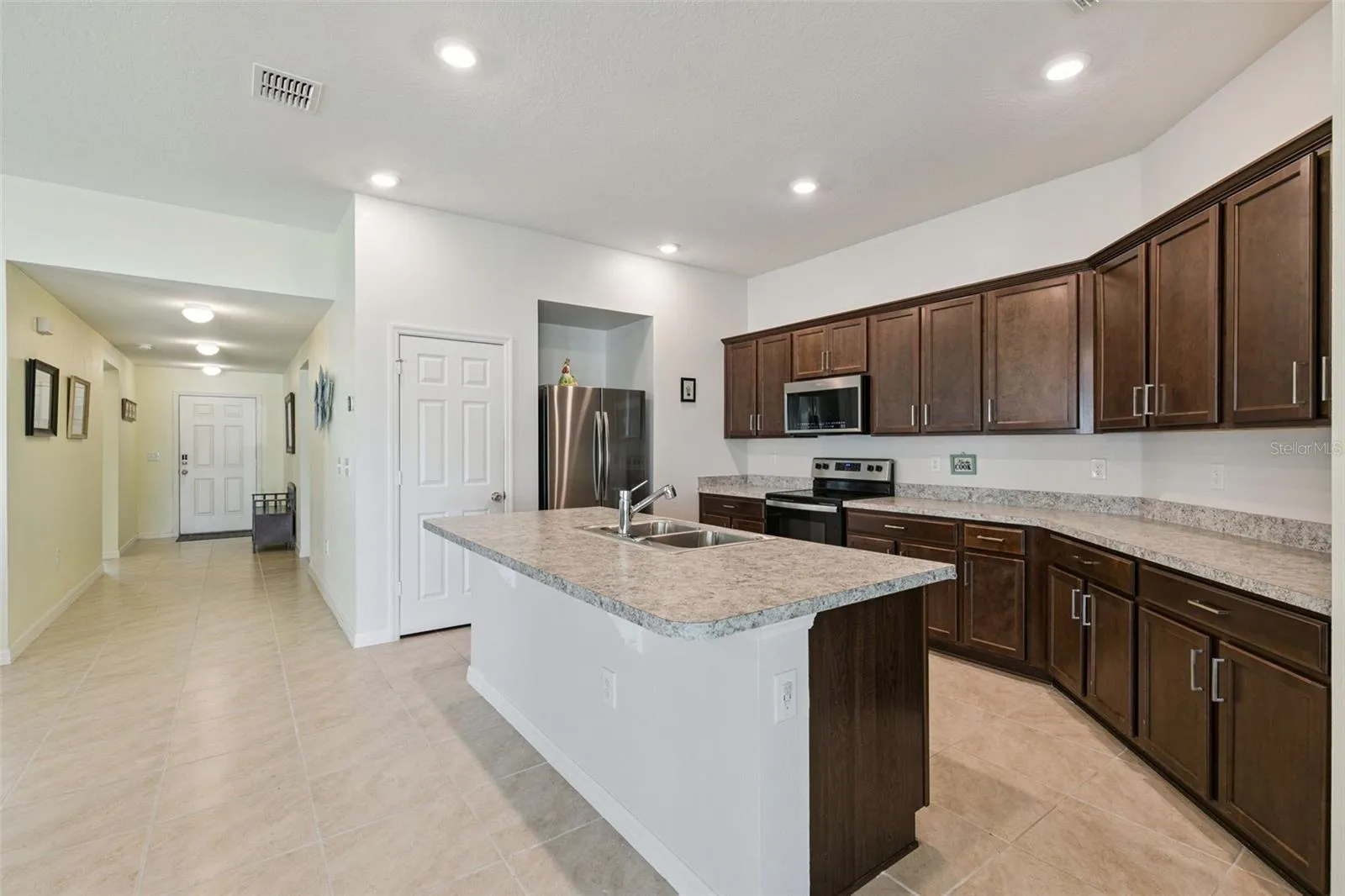 Kitchen (01)