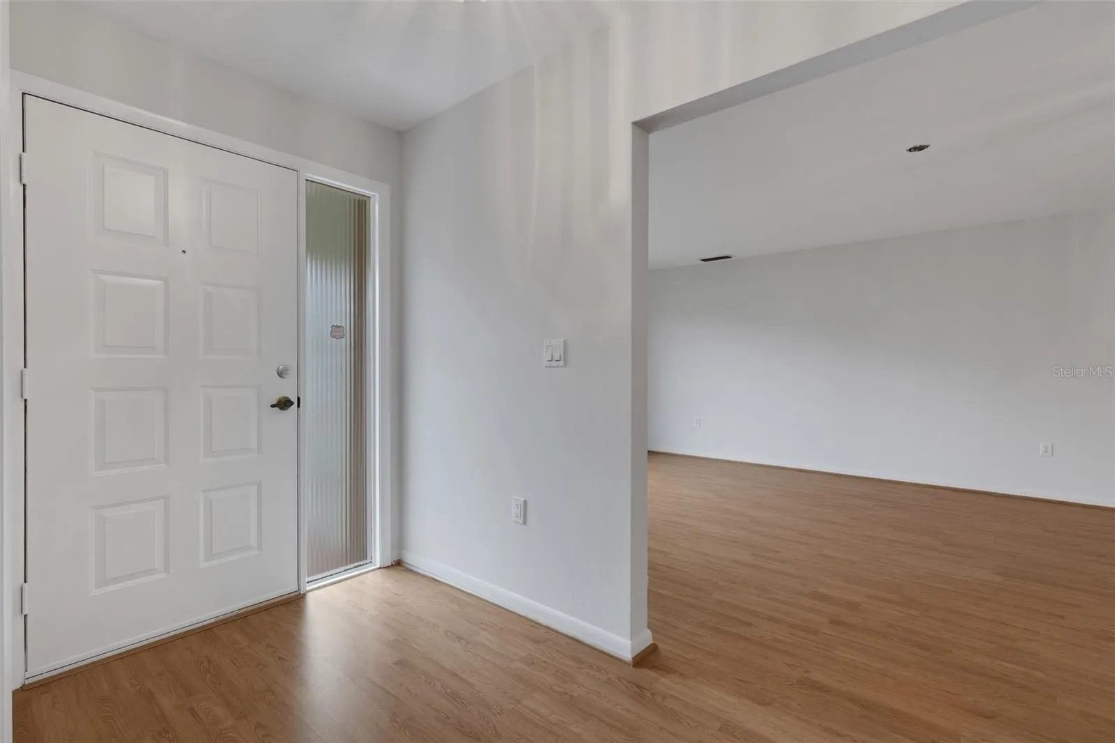 Foyer & Formal Living Room