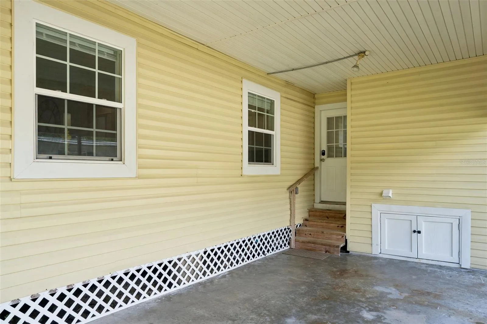 Carport