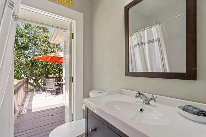 Bathroom 2 with access to the backyard