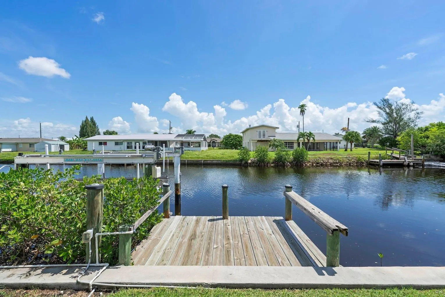 Private dock with boat lift cont.