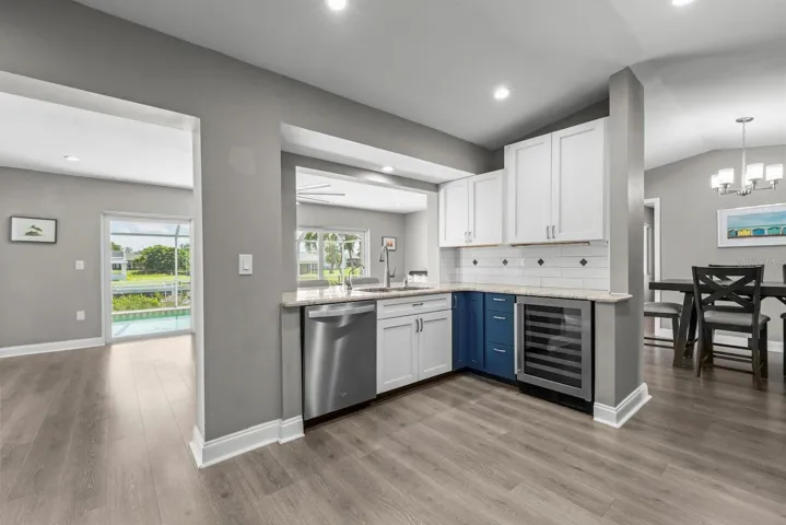 Fully updated kitchen!
