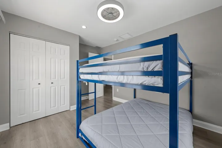 Guest bedroom 2 cont.