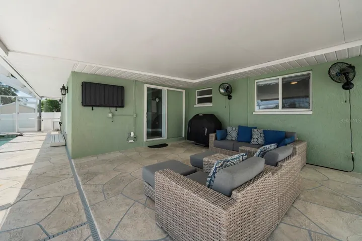 Lanai space cont.