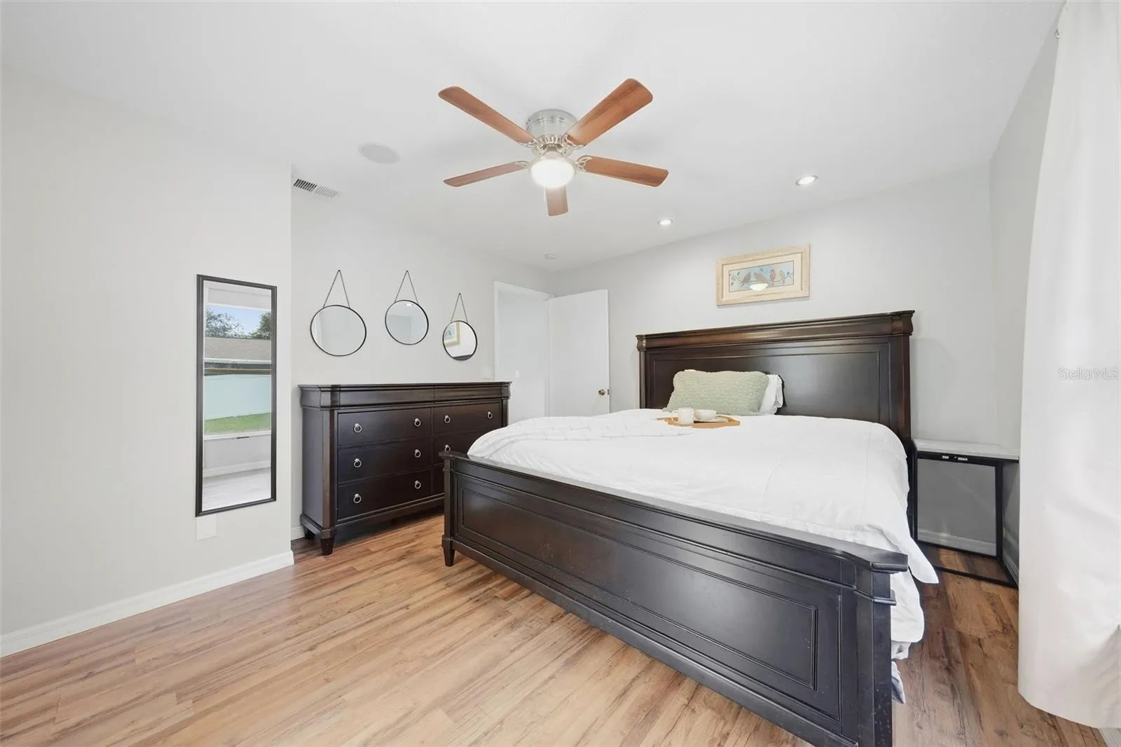 Large Master with Walk-In Closet and Separate Bath!