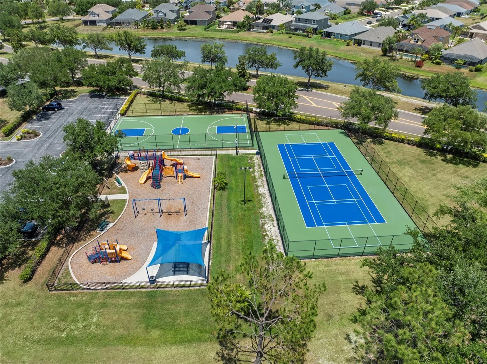 Community Tennis Courts