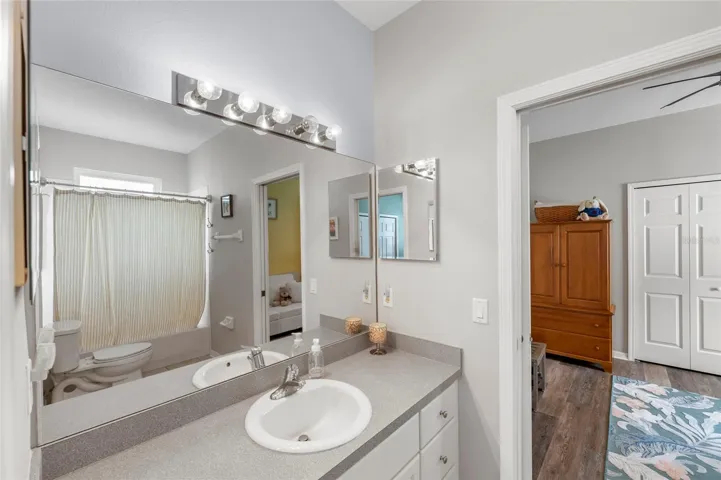 Full Bathroom