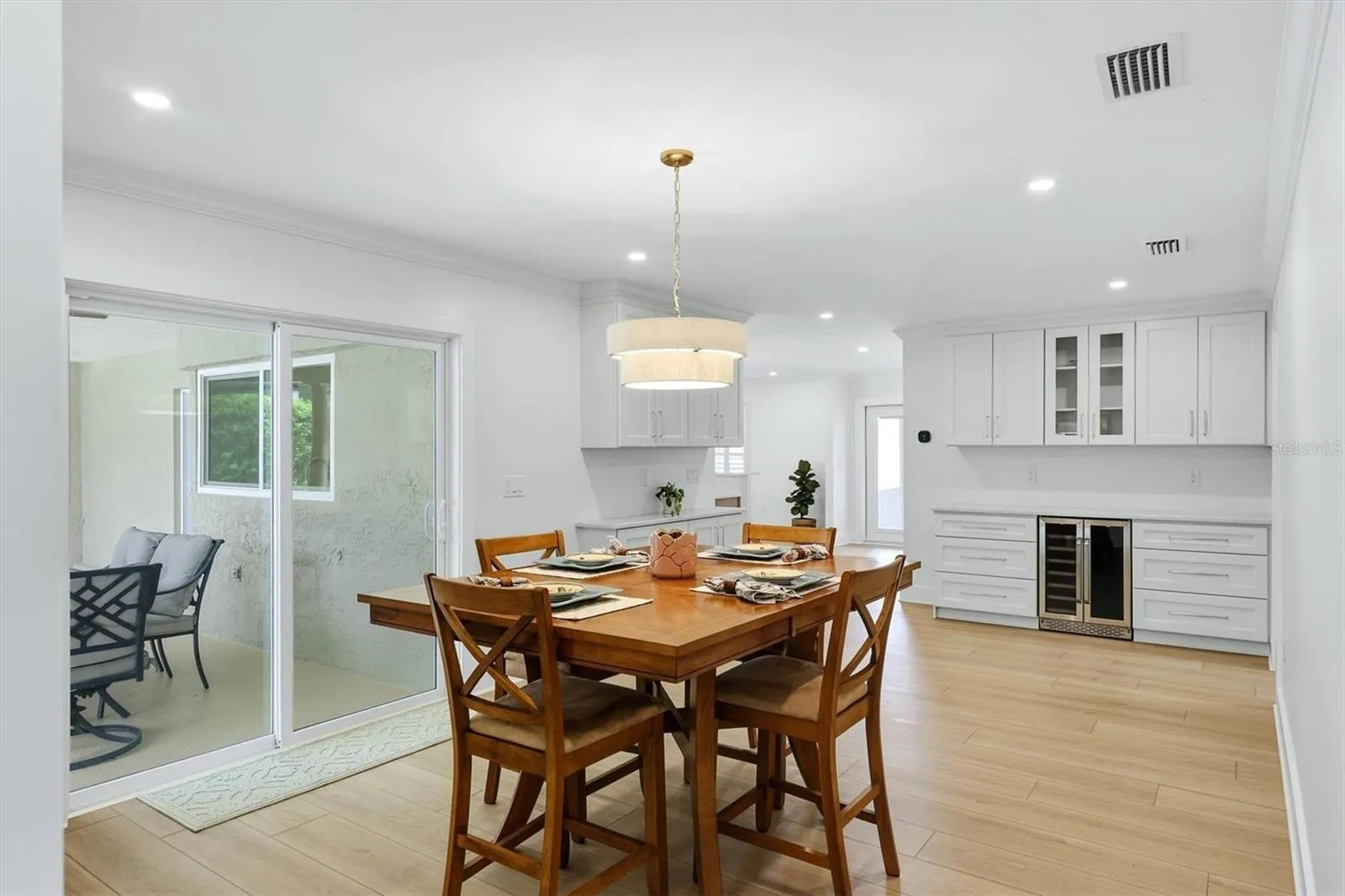Plenty of Space for family and friends.
