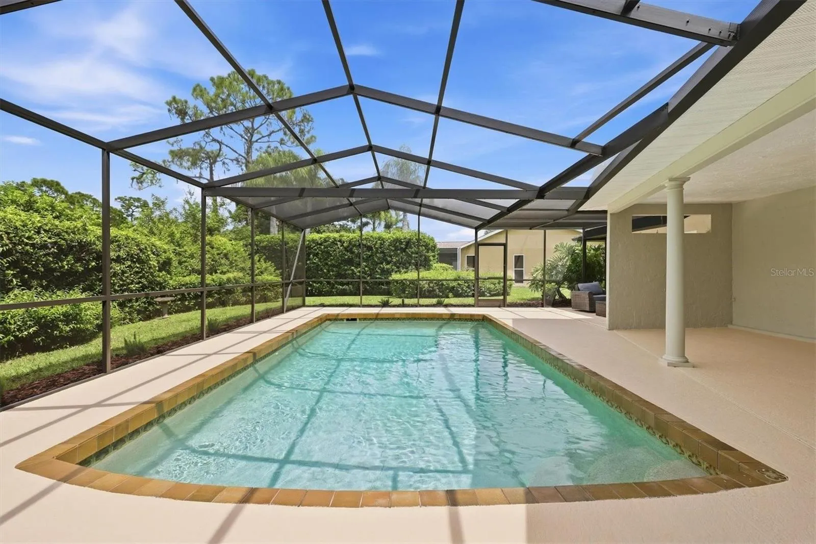 Huge Pool!