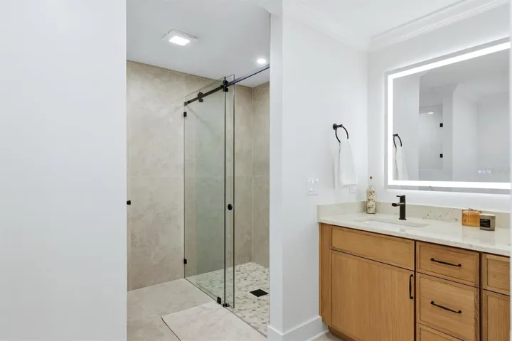 Dual Vanities