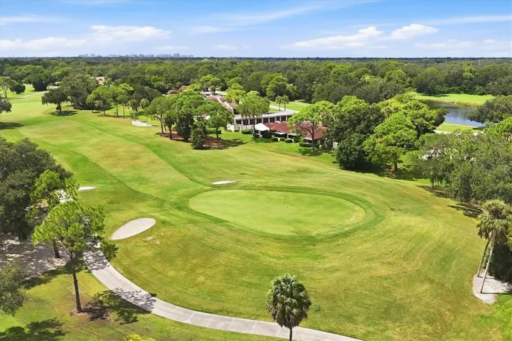 Optional Membership to the Meadows Country Club
