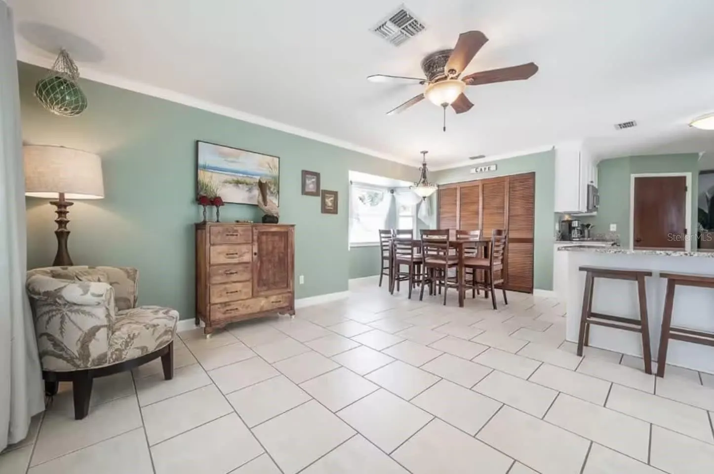 Rear family room &amp; adjacent dining area