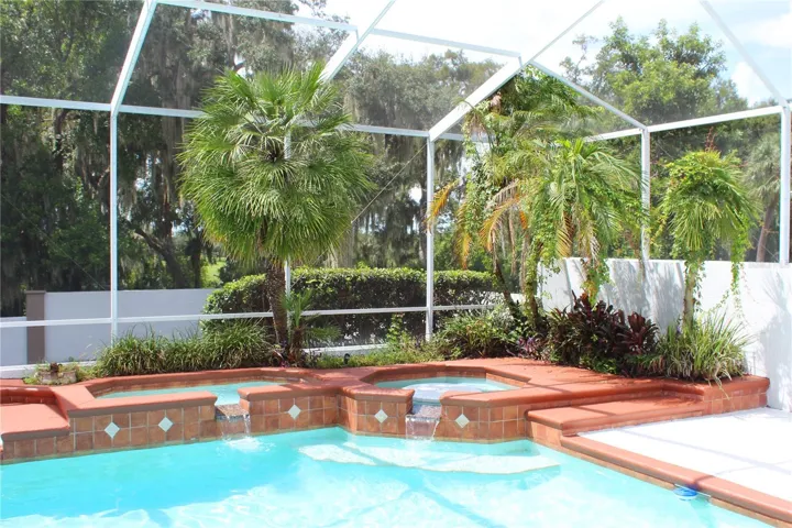 Pool deck &amp; spas