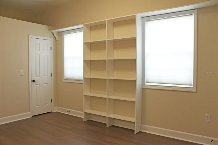 Spare room/guest room/play room behind Jack &amp; Jill