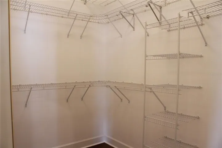 Master closet 2