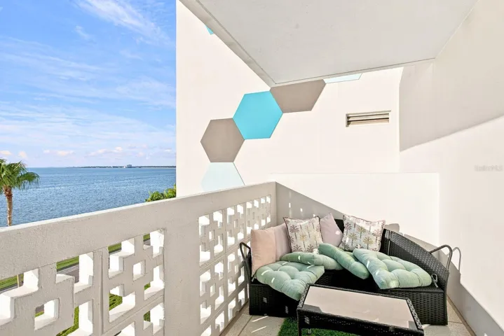 Master Bedroom Balcony