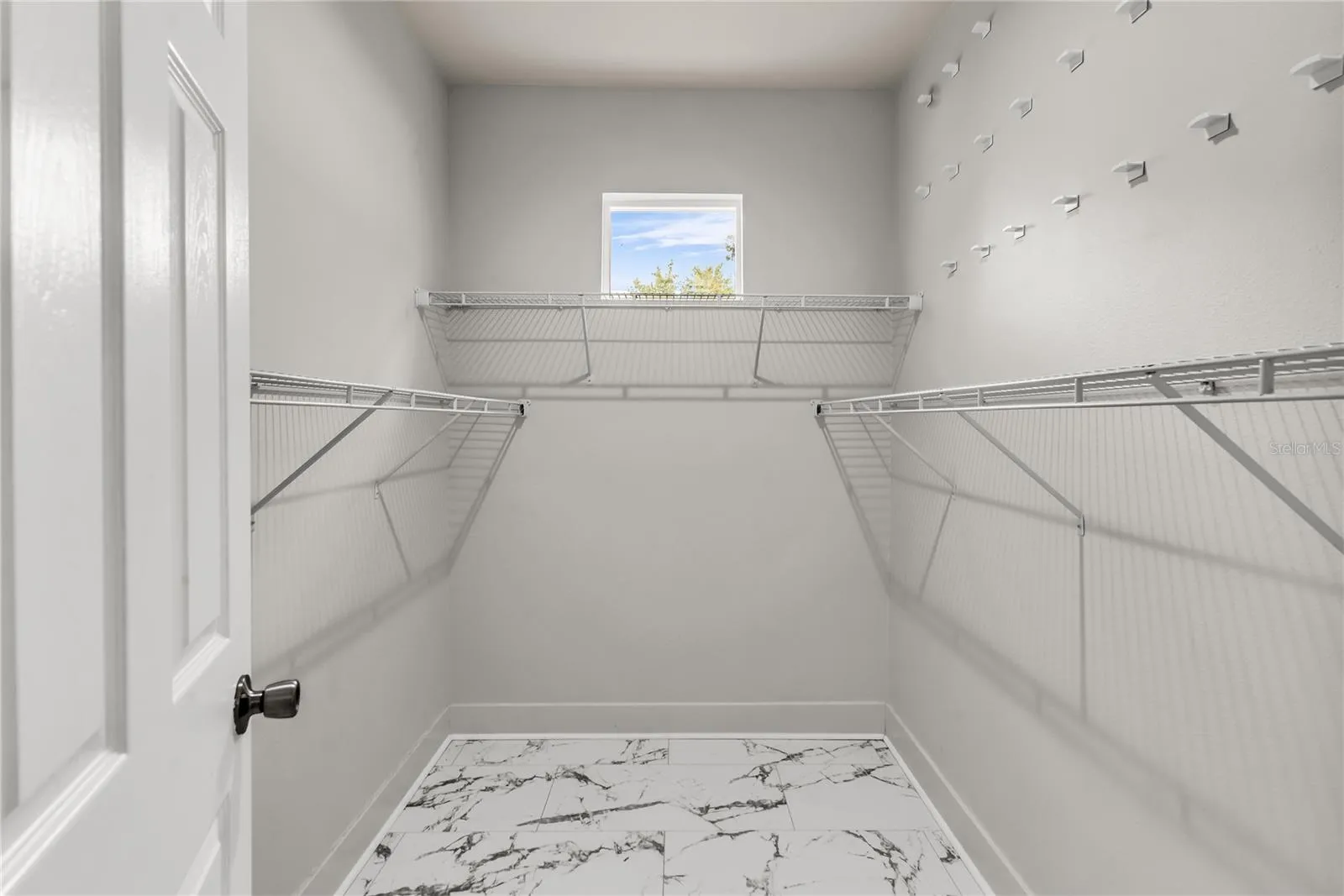Walk-in closet