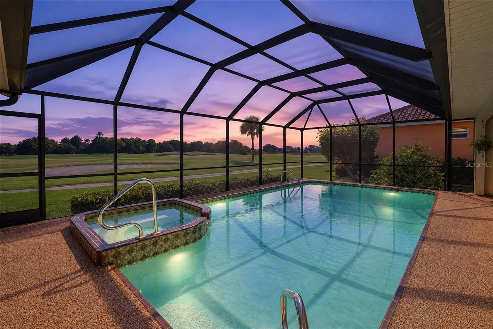 LARGE BUILT-IN POOL OVERLOOKING THE 18TH FAIRWAY