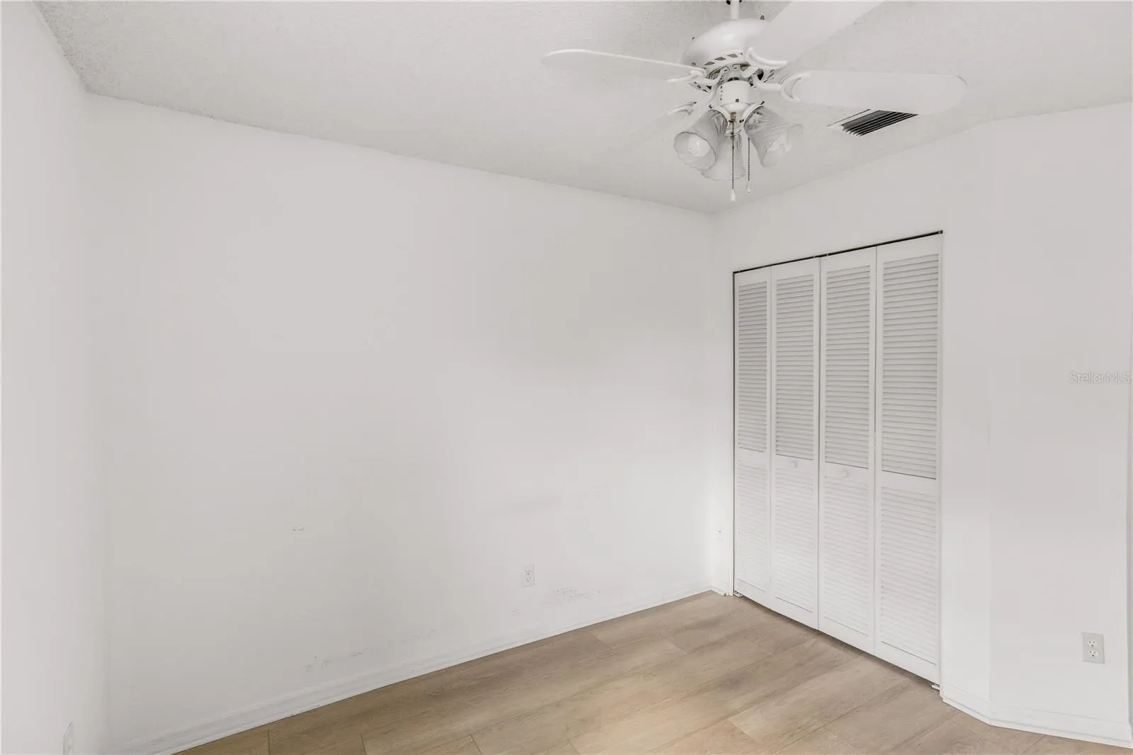 Versatile front bedroom with plenty of room