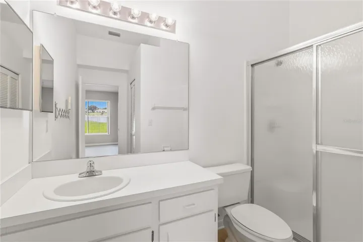 Private bath conveniently located off the owner’s bedroom.