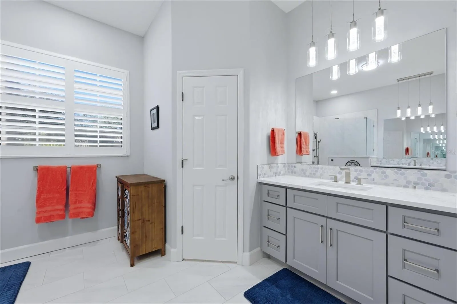 Separate water closet