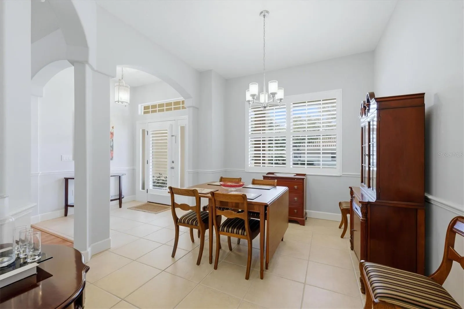 Separate dining room