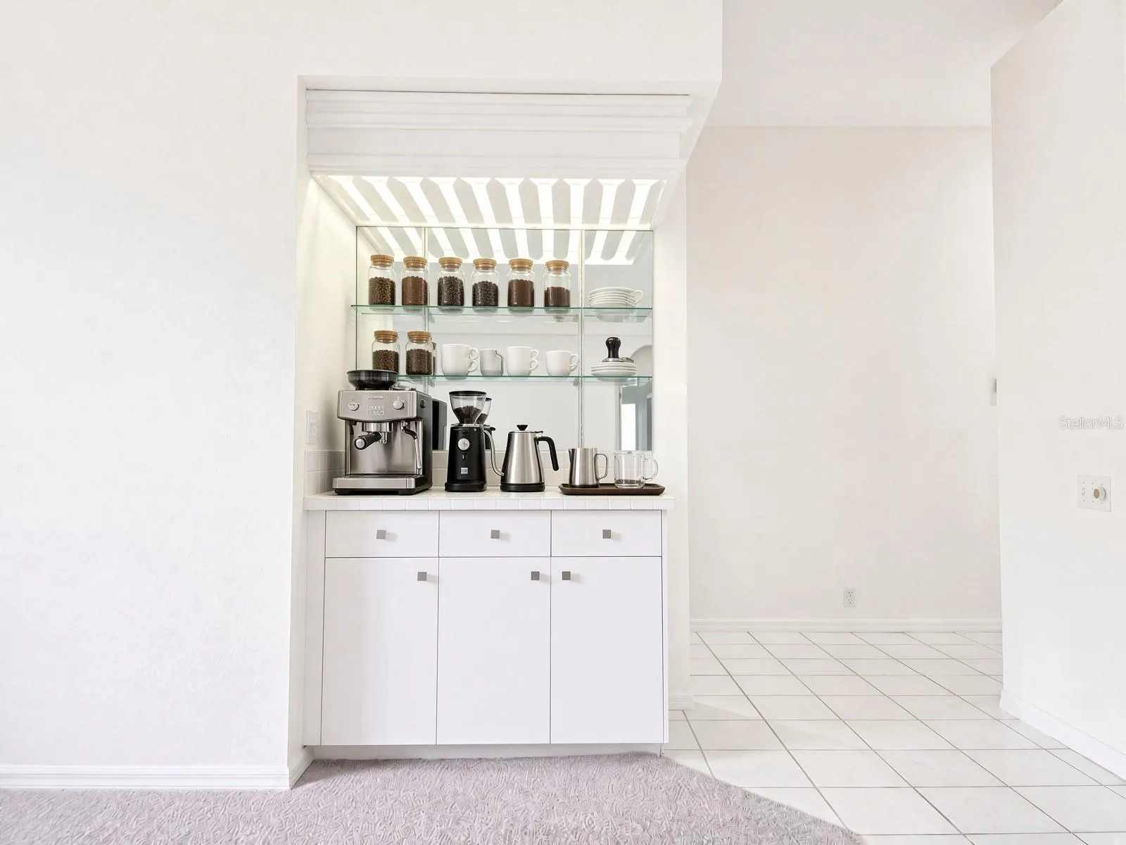 Staged built-in bar
