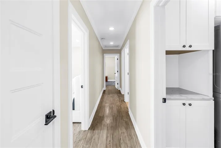 Recessed lighting throughout ALL on dimmers.