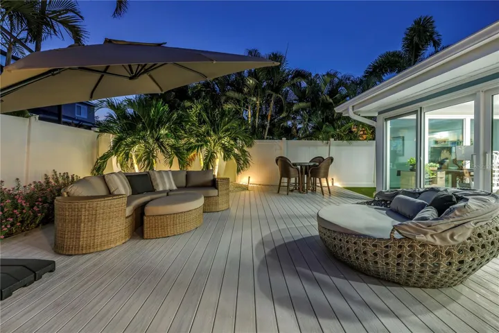 Outdoor living and dining options.