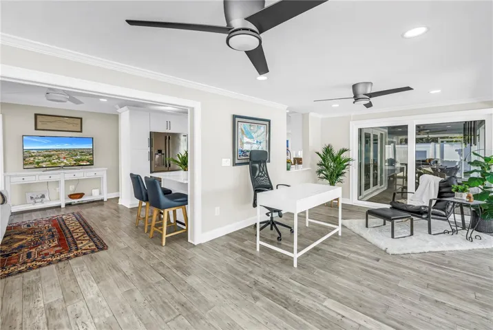 This Solarium/Florida Room is 11 x 23... great space to set up indoor/outdoor living.