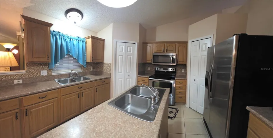 Kitchen Island