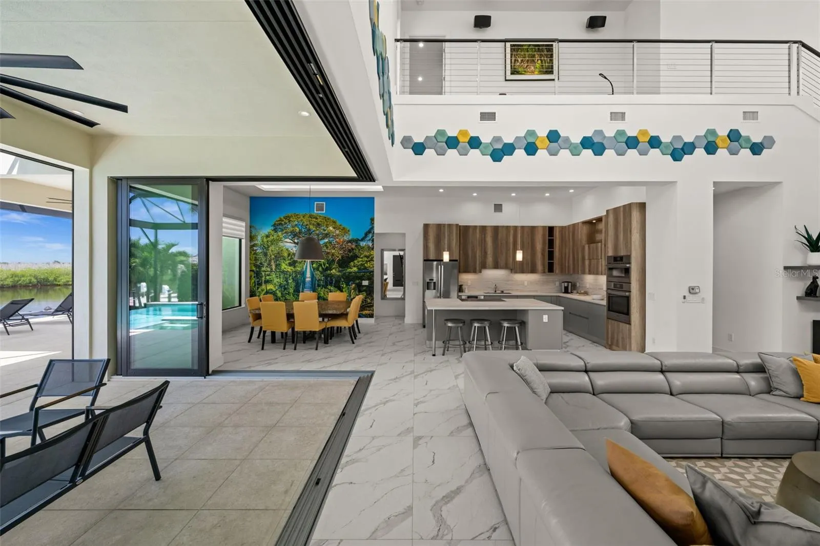 Indoor Outdoor living is easy here!