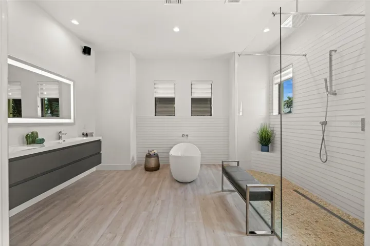 1st Primary Bath