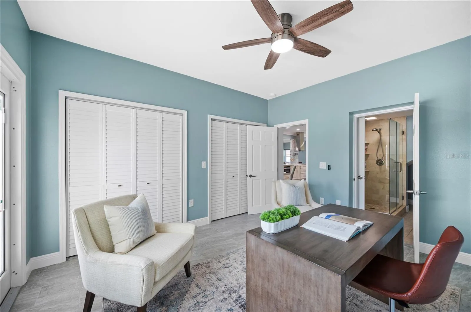 ON SUITE Office/Bedroom B