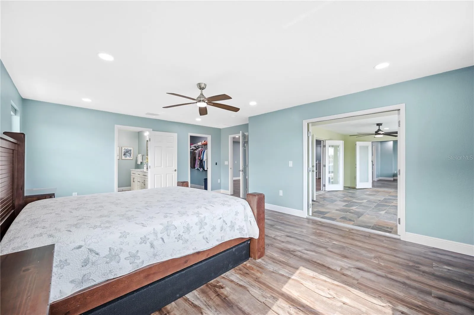 2nd Floor Onsuite Master Bedroom B