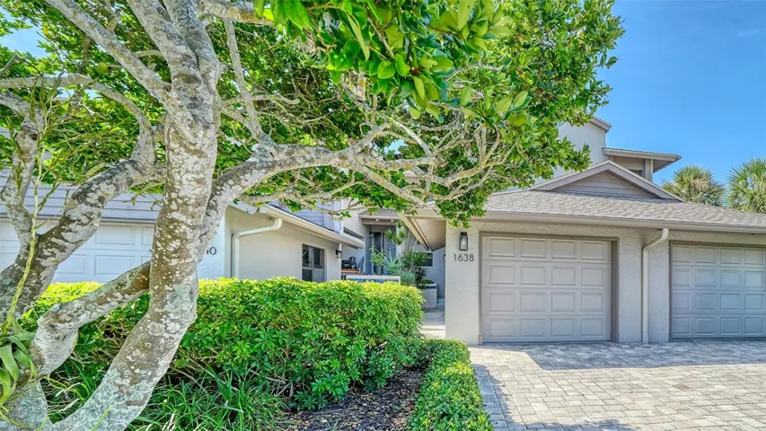 paver driveway