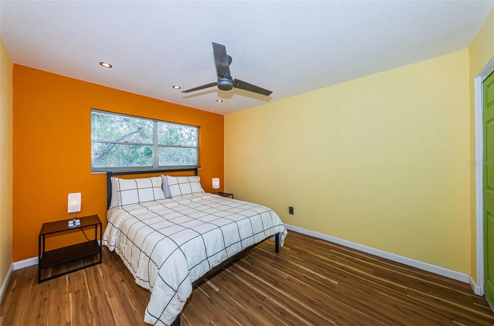 Guest bedroom