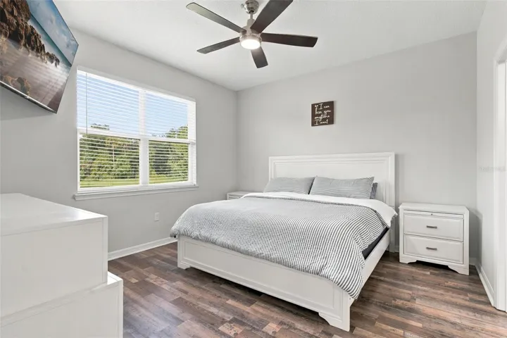 Oversized primary suite