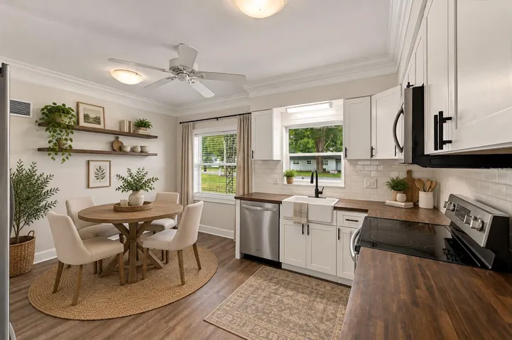 VS-Eat-In Breakfast Nook