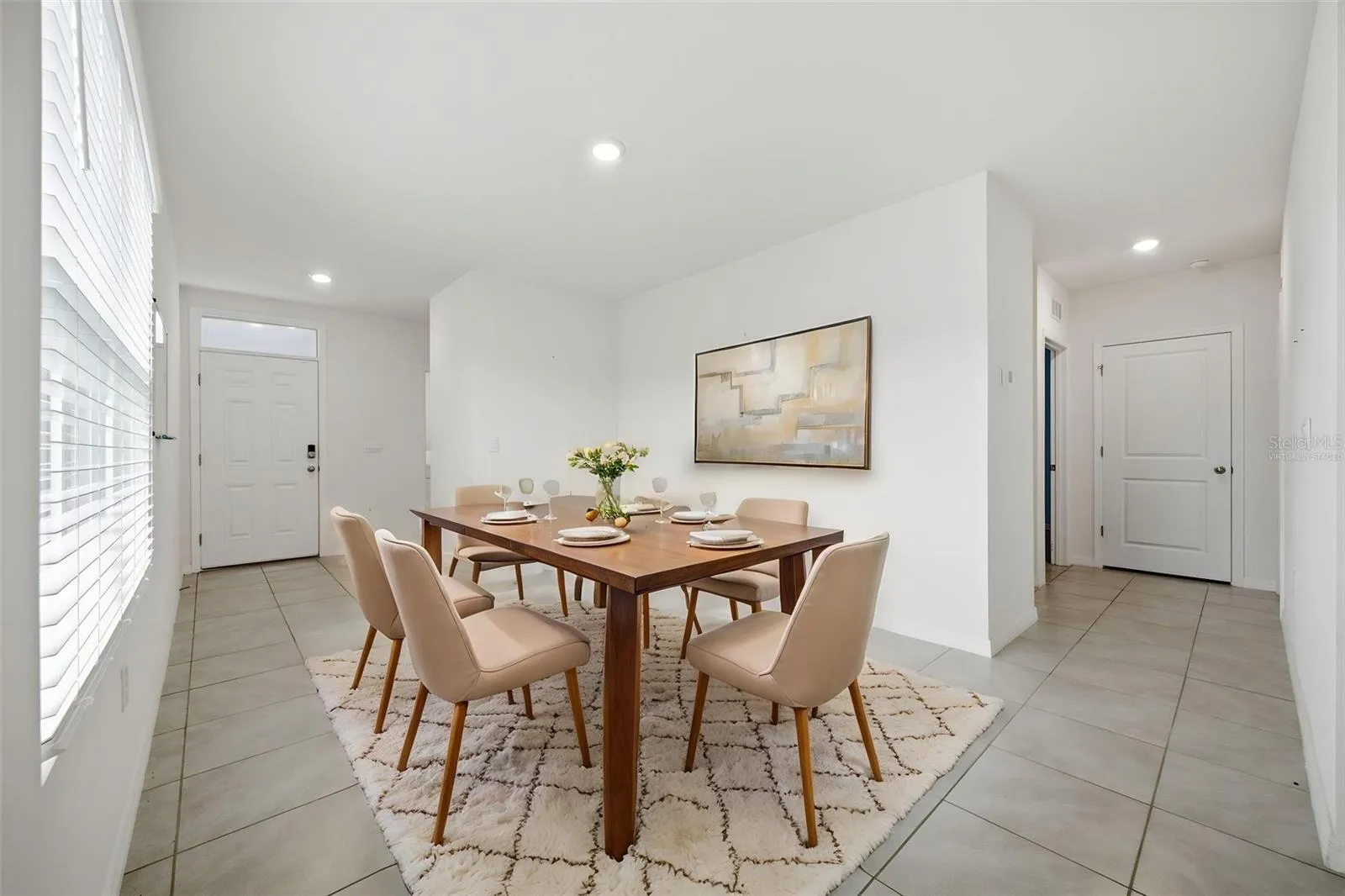 Virtually Staged Dining