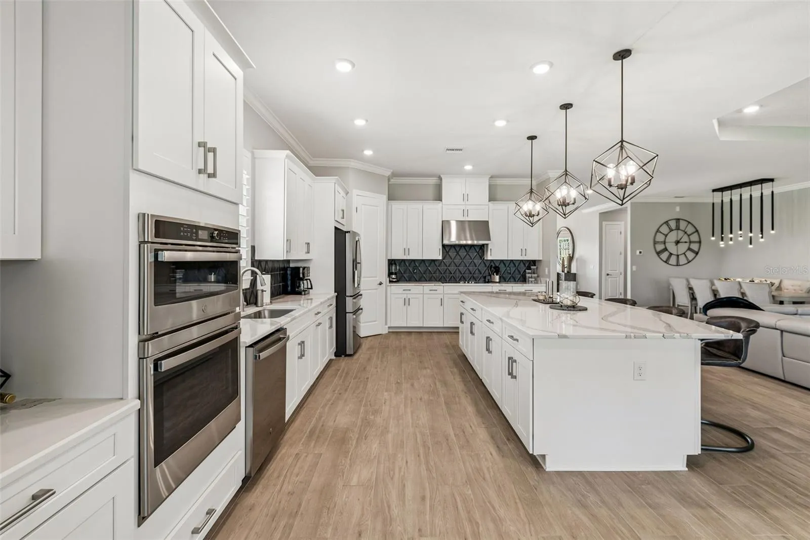 Kitchen cabinets with crown molding &amp; Pantry